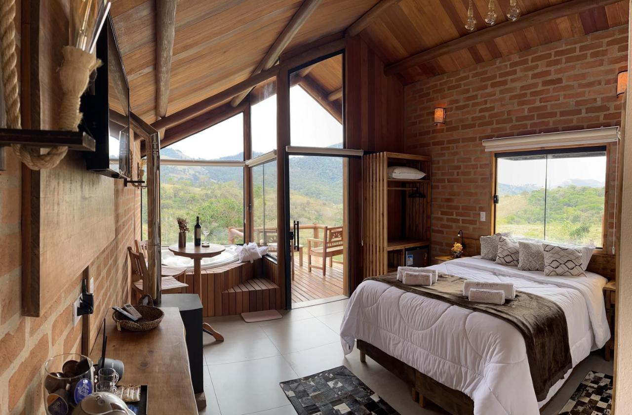 Pousada Ho'Oponopono Chalets & Wine Сапукай-Мирим Екстериор снимка