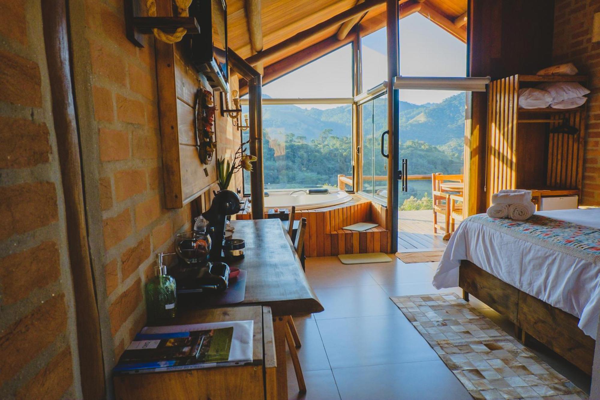 Pousada Ho'Oponopono Chalets & Wine Сапукай-Мирим Екстериор снимка